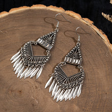 Load image into Gallery viewer, Kai Dangle Earrings
