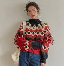 Load image into Gallery viewer, Autumn Bohemian Winter Sweater Vintage Style with Tassels
