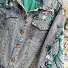 Load image into Gallery viewer, Jane Floral Embroidery Denim Jackets
